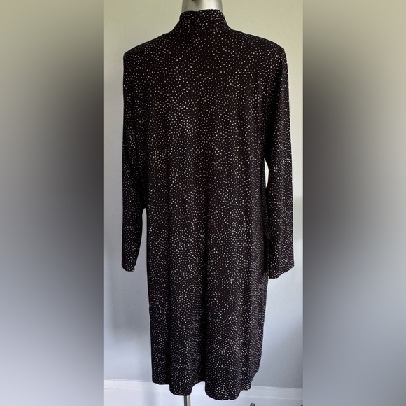 🆕Women’s Petite Rayon Dress (belt not included) - Picture 5 of 15